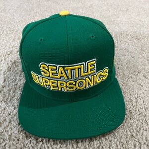 Seattle supersonics sonics snapback adidas originals. Perfect condition like new